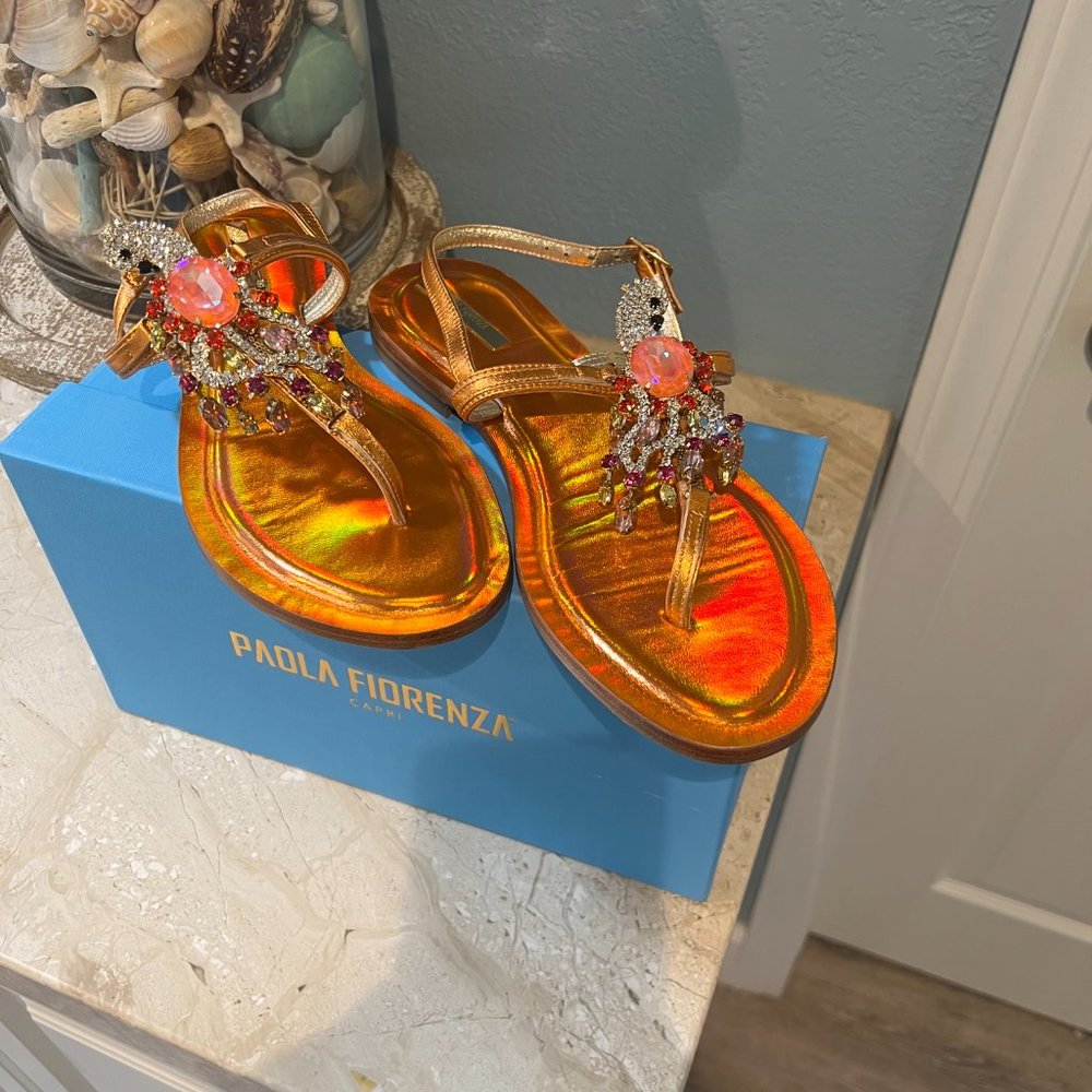 NWOT IN BOX PAOLA FIORENZA GLAMOROUS PARROT RHINESTONE SANDALS SIZE 41 ORANGE